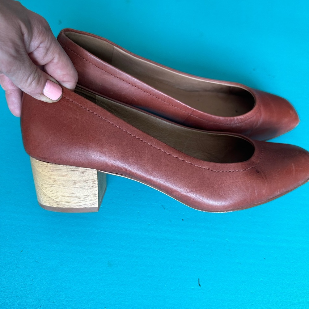 Madewell pumps, gently worn